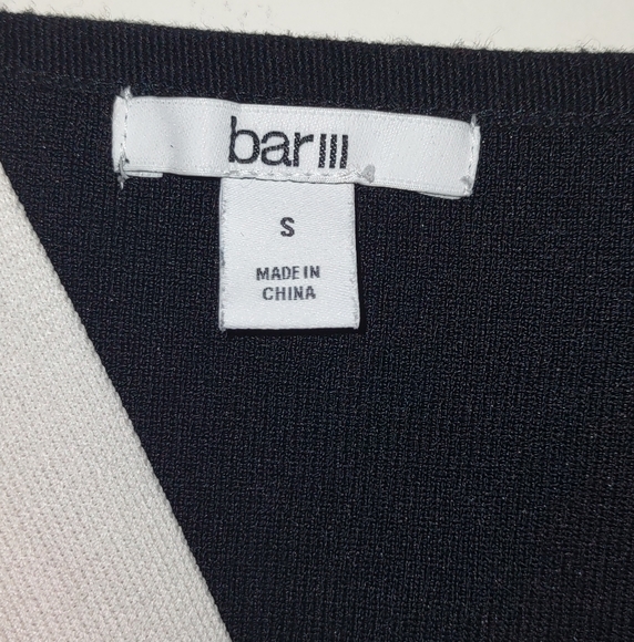 Dress top - Picture 2 of 4